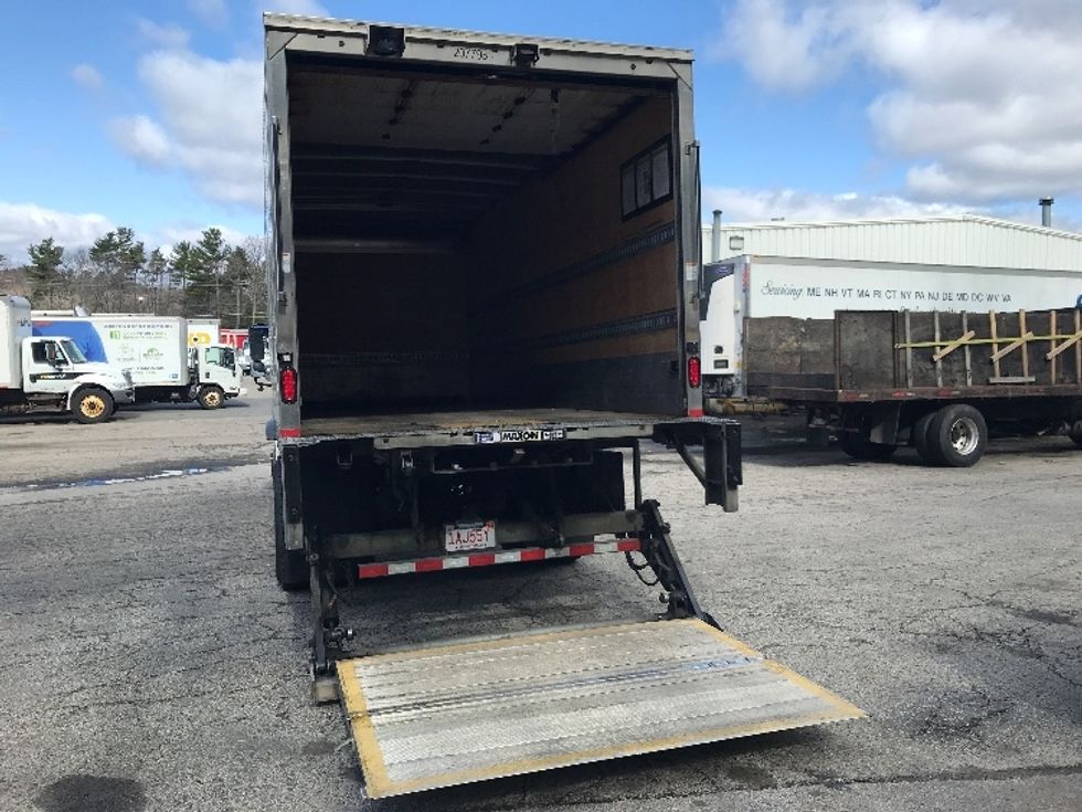 Medium Duty Box Truck-Light and Medium Duty Trucks-Freightliner-2019-M2-Auburn-MA-163,718\n\t\tmiles-$ 41,750 - Image 9