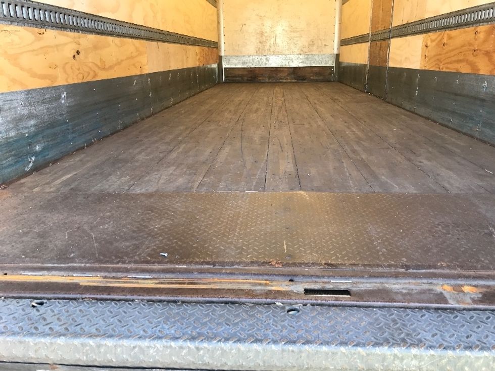 Medium Duty Box Truck-Light and Medium Duty Trucks-Freightliner-2019-M2-Auburn-MA-236,733\n\t\tmiles-$ 53,250 - Image 10