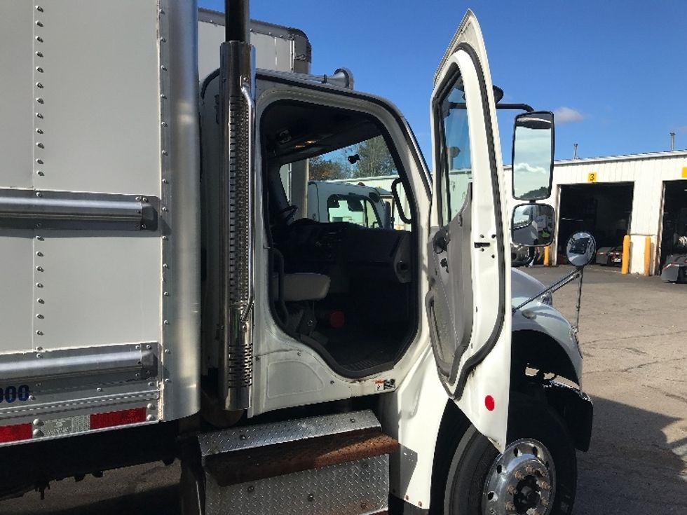Medium Duty Box Truck-Light and Medium Duty Trucks-Freightliner-2019-M2-Auburn-MA-236,733\n\t\tmiles-$ 53,250 - Image 20