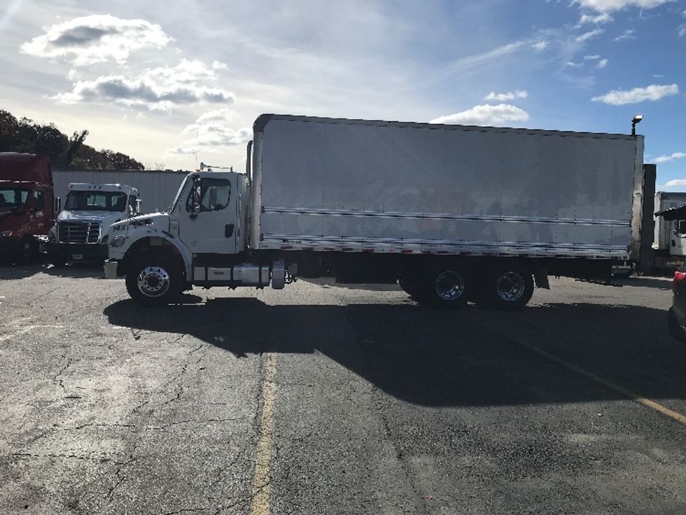 Medium Duty Box Truck-Light and Medium Duty Trucks-Freightliner-2019-M2-Auburn-MA-236,733\n\t\tmiles-$ 53,250 - Image 4