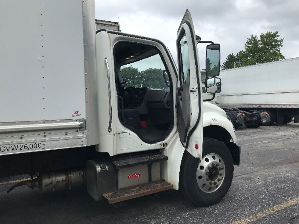 Medium Duty Box Truck-Light and Medium Duty Trucks-Freightliner-2019-M2-Auburn-MA-84,627\n\t\tmiles-$ 56,000 - Image 20