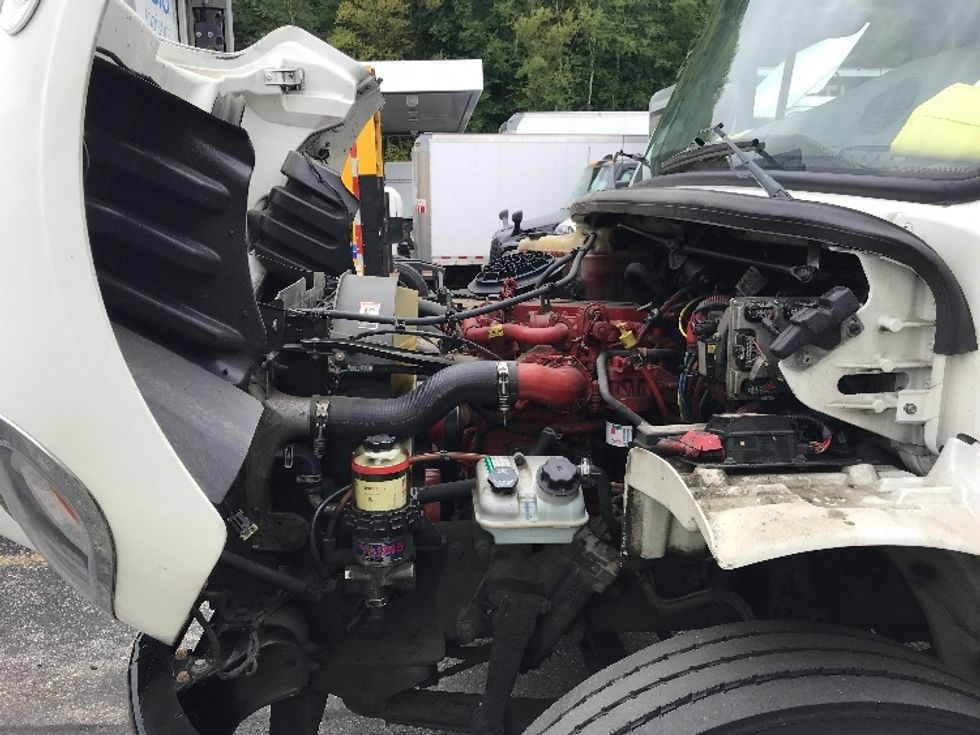 Medium Duty Box Truck-Light and Medium Duty Trucks-Freightliner-2019-M2-Auburn-MA-84,627\n\t\tmiles-$ 56,000 - Image 24