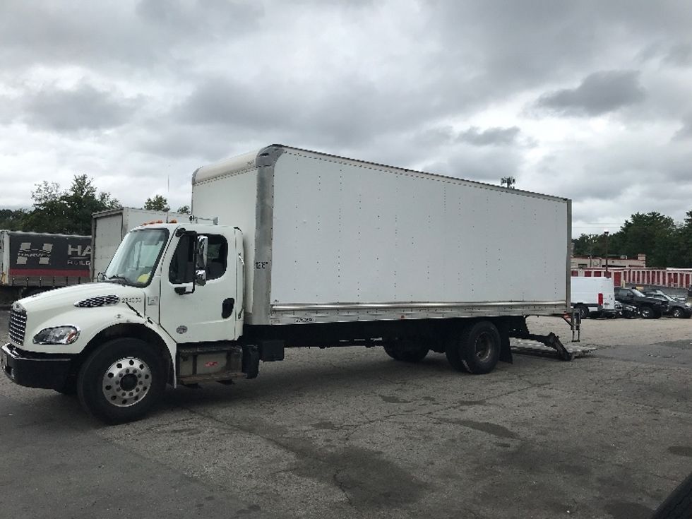 Medium Duty Box Truck-Light and Medium Duty Trucks-Freightliner-2019-M2-Auburn-MA-84,627\n\t\tmiles-$ 56,000 - Image 4