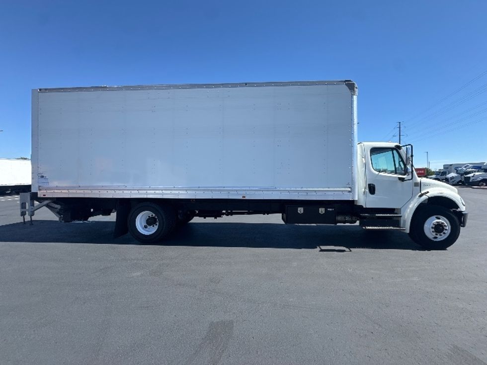 Medium Duty Box Truck-Light and Medium Duty Trucks-Freightliner-2019-M2-Aurora-CO-126,288\n\t\tmiles-$ 63,750 - Image 15