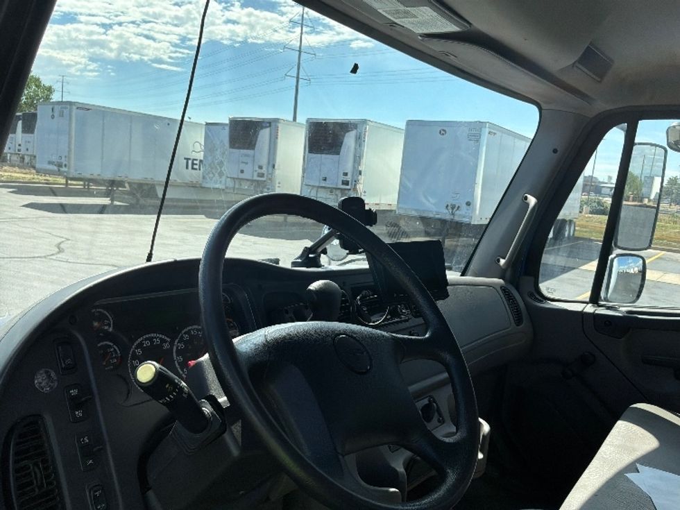 Medium Duty Box Truck-Light and Medium Duty Trucks-Freightliner-2019-M2-Aurora-CO-129,574\n\t\tmiles-$ 54,500 - Image 17