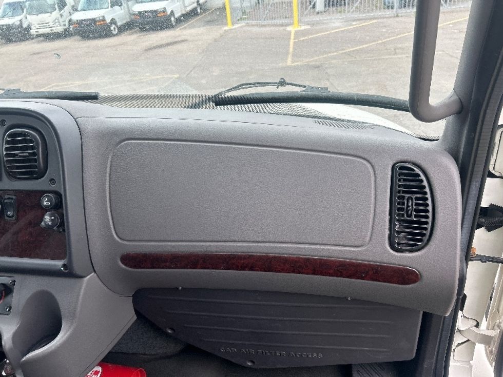 Medium Duty Box Truck-Light and Medium Duty Trucks-Freightliner-2019-M2-Aurora-CO-157,375\n\t\tmiles-$ 48,250 - Image 21