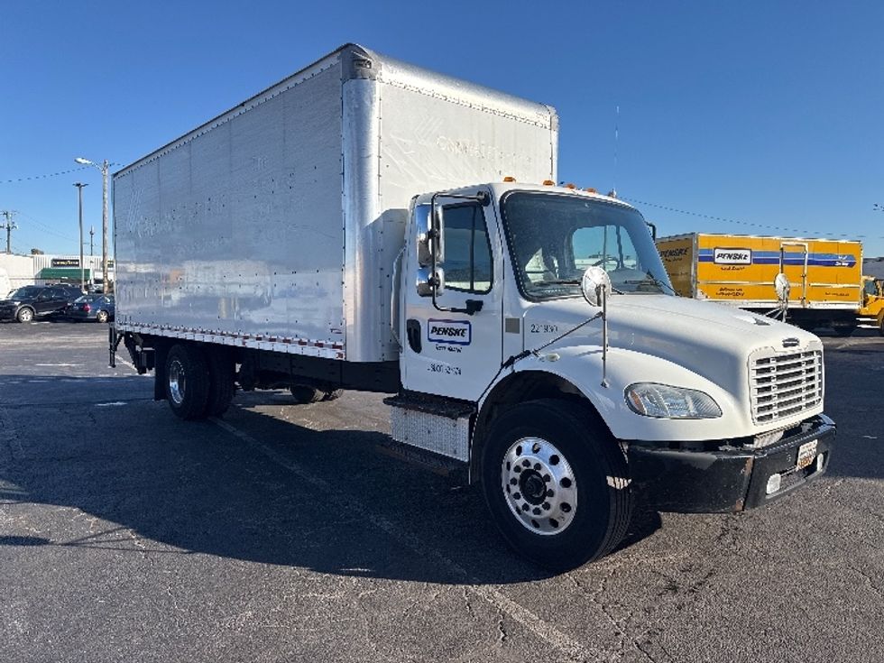 Medium Duty Box Truck-Light and Medium Duty Trucks-Freightliner-2019-M2-Baltimore-MD-121,915\n\t\tmiles-$ 56,000 - Image 1