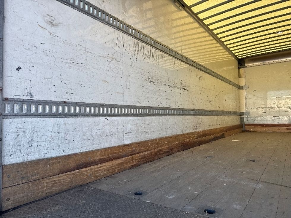 Medium Duty Box Truck-Light and Medium Duty Trucks-Freightliner-2019-M2-Baltimore-MD-121,915\n\t\tmiles-$ 56,000 - Image 11