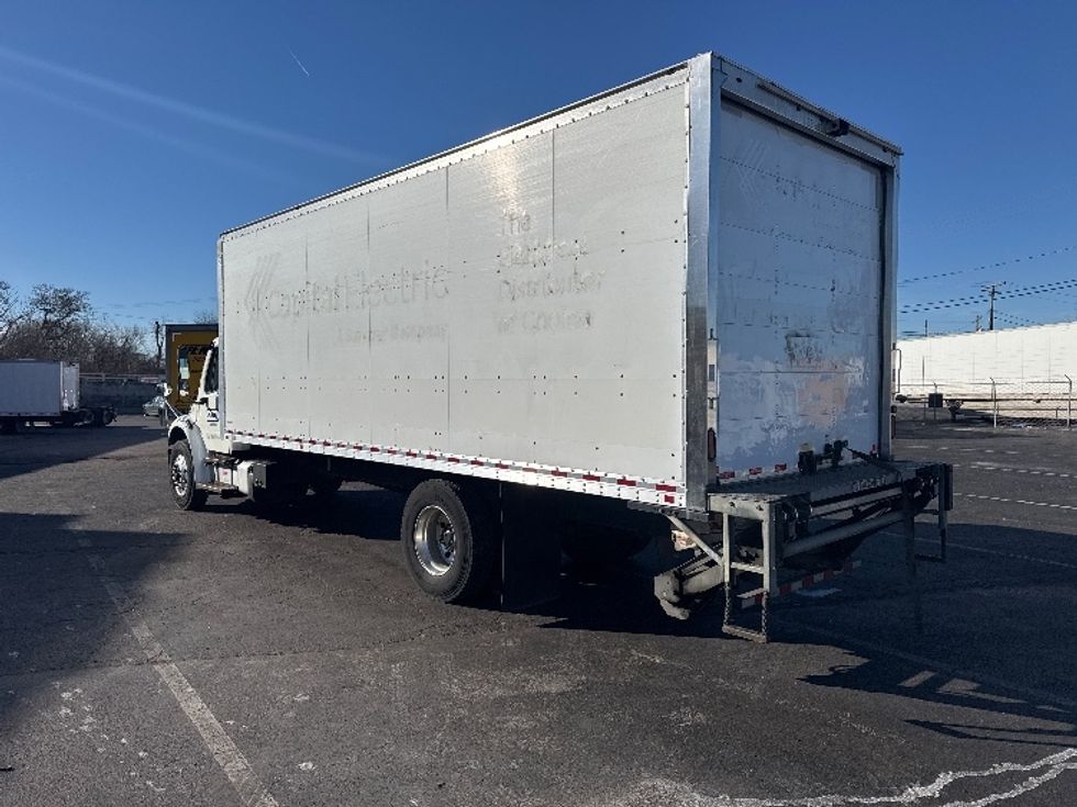 Medium Duty Box Truck-Light and Medium Duty Trucks-Freightliner-2019-M2-Baltimore-MD-121,915\n\t\tmiles-$ 56,000 - Image 6