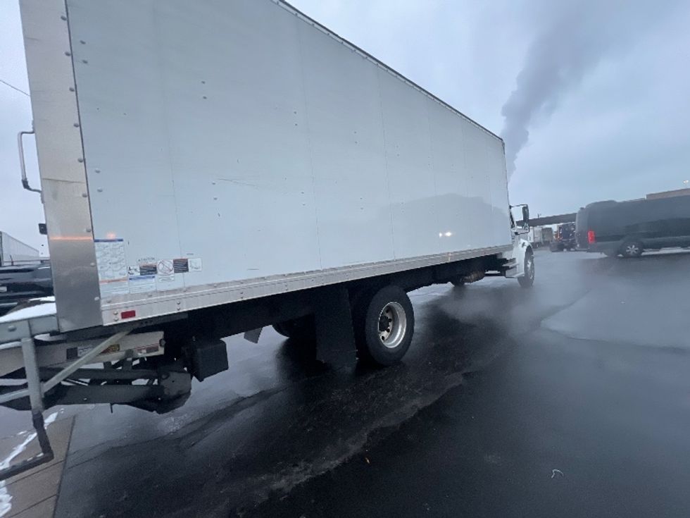 Medium Duty Box Truck-Light and Medium Duty Trucks-Freightliner-2019-M2-Baltimore-MD-140,125\n\t\tmiles-$ 55,750 - Image 14