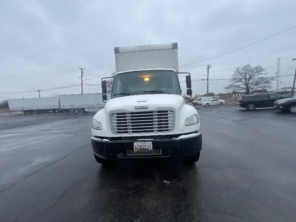 Medium Duty Box Truck-Light and Medium Duty Trucks-Freightliner-2019-M2-Baltimore-MD-140,125\n\t\tmiles-$ 55,750 - Image 2