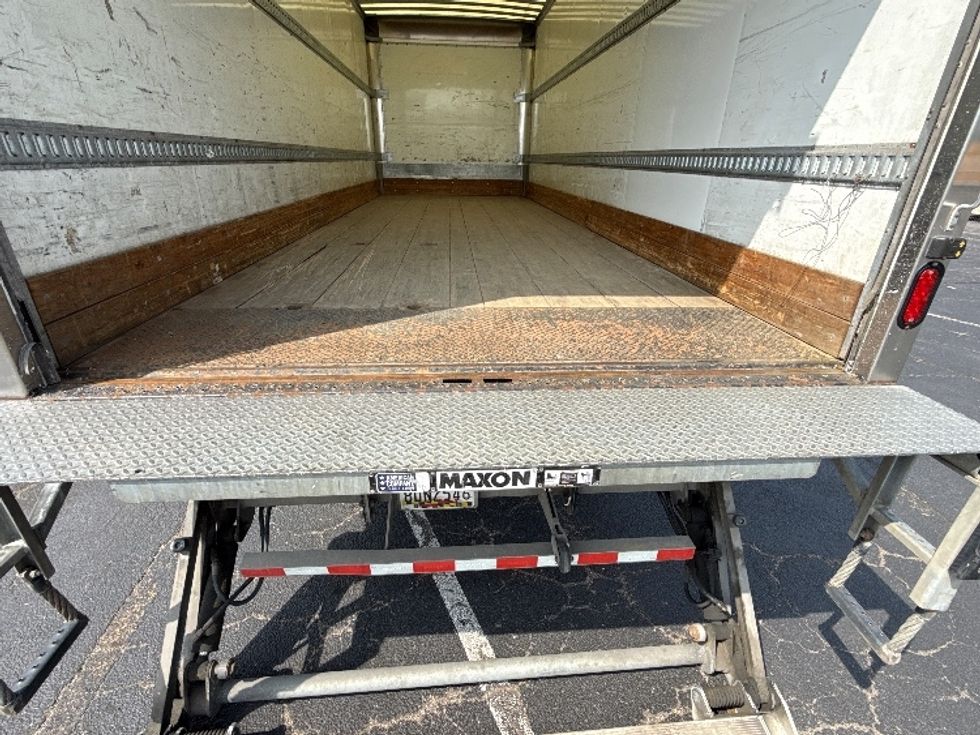 Medium Duty Box Truck-Light and Medium Duty Trucks-Freightliner-2019-M2-Baltimore-MD-148,379\n\t\tmiles-$ 53,250 - Image 10