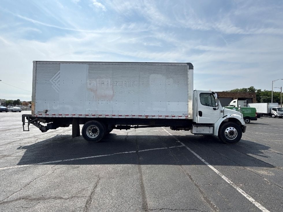 Medium Duty Box Truck-Light and Medium Duty Trucks-Freightliner-2019-M2-Baltimore-MD-148,379\n\t\tmiles-$ 53,250 - Image 15