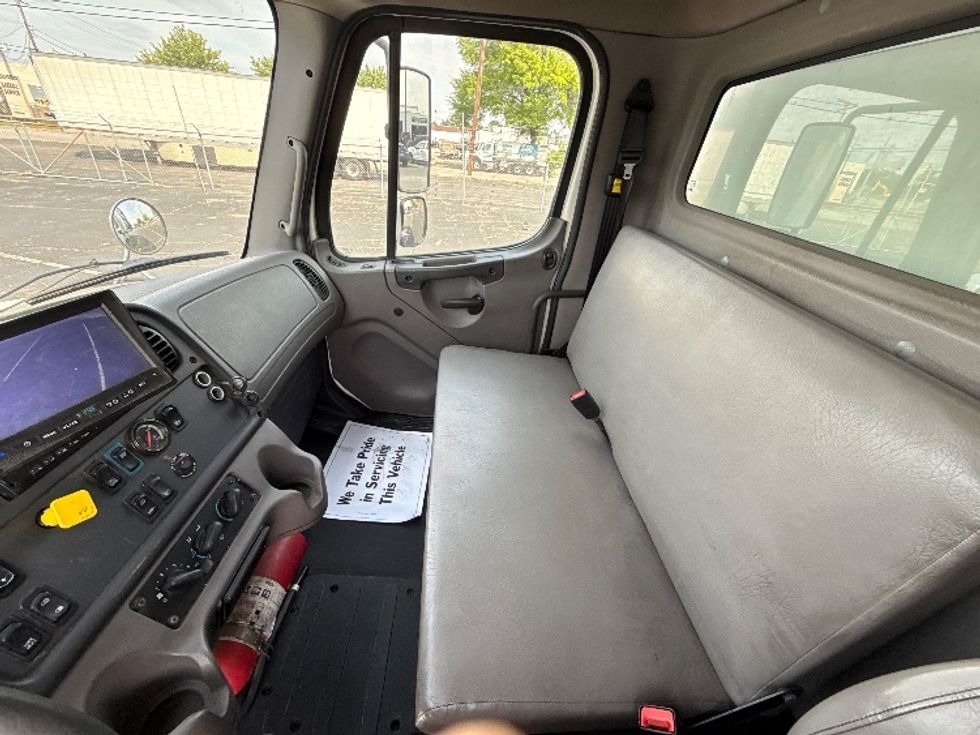 Medium Duty Box Truck-Light and Medium Duty Trucks-Freightliner-2019-M2-Baltimore-MD-148,379\n\t\tmiles-$ 53,250 - Image 19