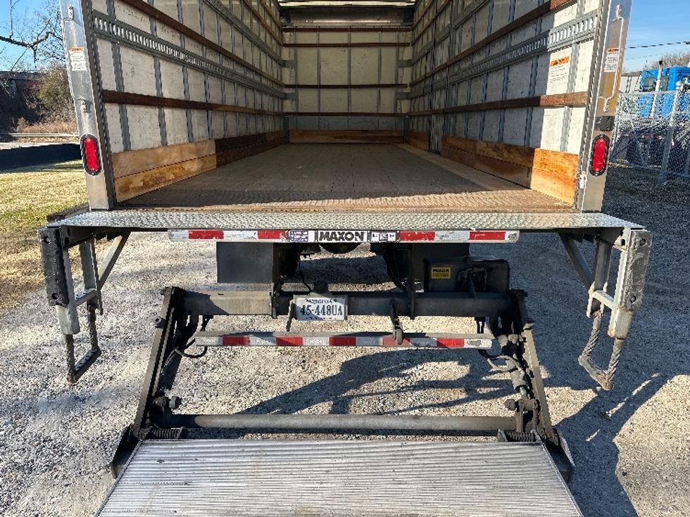 Medium Duty Box Truck-Light and Medium Duty Trucks-Freightliner-2019-M2-Baltimore-MD-172,968\n\t\tmiles-$ 51,000 - Image 10