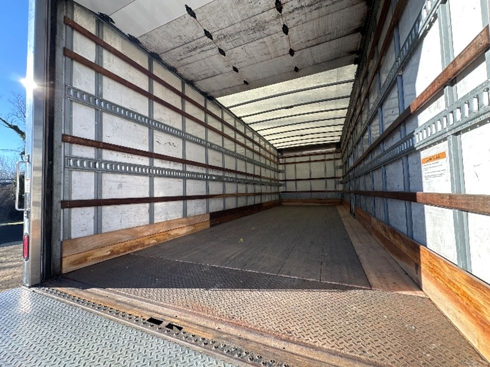 Medium Duty Box Truck-Light and Medium Duty Trucks-Freightliner-2019-M2-Baltimore-MD-172,968\n\t\tmiles-$ 51,000 - Image 11