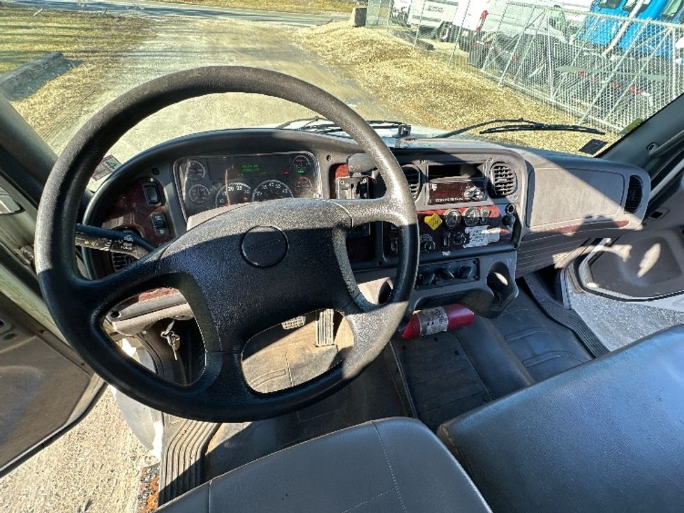 Medium Duty Box Truck-Light and Medium Duty Trucks-Freightliner-2019-M2-Baltimore-MD-172,968\n\t\tmiles-$ 51,000 - Image 17