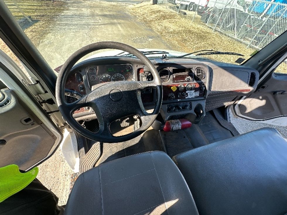 Medium Duty Box Truck-Light and Medium Duty Trucks-Freightliner-2019-M2-Baltimore-MD-172,968\n\t\tmiles-$ 51,000 - Image 18