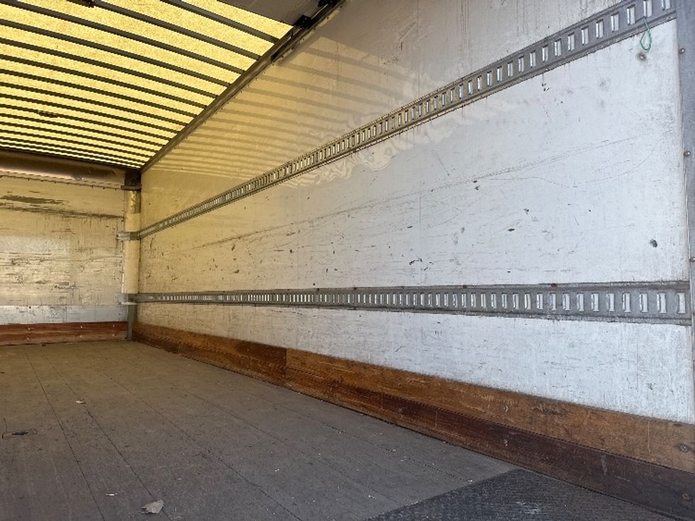 Medium Duty Box Truck-Light and Medium Duty Trucks-Freightliner-2019-M2-Baltimore-MD-184,336\n\t\tmiles-$ 49,250 - Image 12