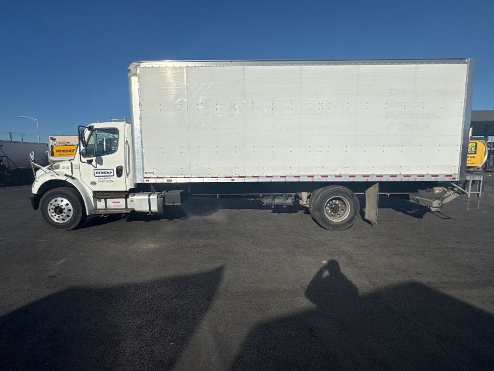 Medium Duty Box Truck-Light and Medium Duty Trucks-Freightliner-2019-M2-Baltimore-MD-184,336\n\t\tmiles-$ 49,250 - Image 4
