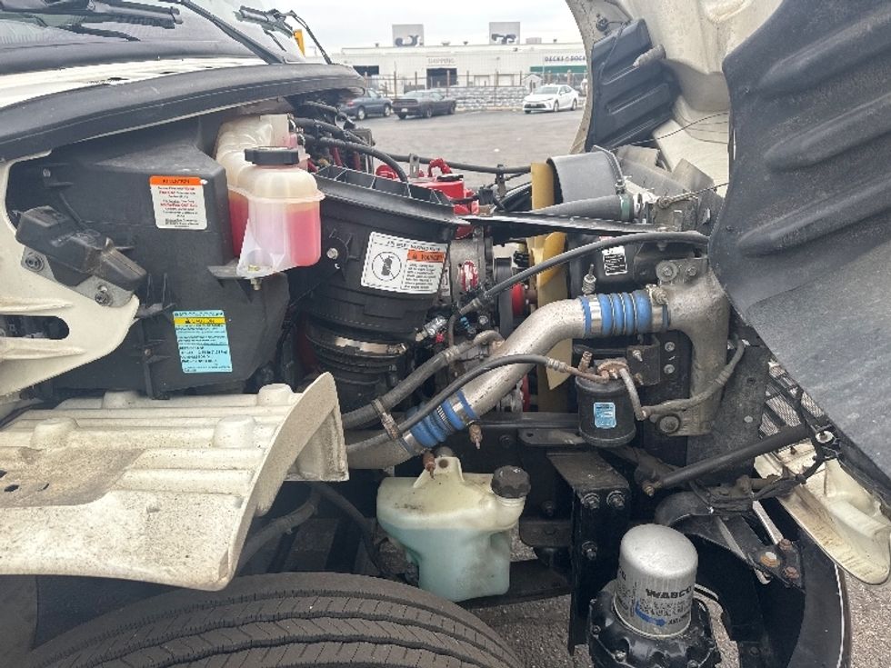 Medium Duty Box Truck-Light and Medium Duty Trucks-Freightliner-2019-M2-Baltimore-MD-203,634\n\t\tmiles-$ 46,500 - Image 22