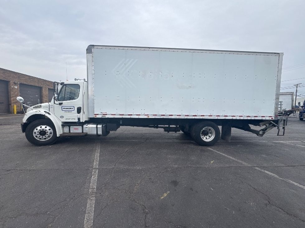 Medium Duty Box Truck-Light and Medium Duty Trucks-Freightliner-2019-M2-Baltimore-MD-203,634\n\t\tmiles-$ 46,500 - Image 4