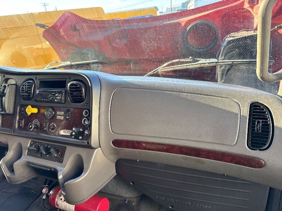 Medium Duty Box Truck-Light and Medium Duty Trucks-Freightliner-2019-M2-Baltimore-MD-213,624\n\t\tmiles-$ 43,000 - Image 21