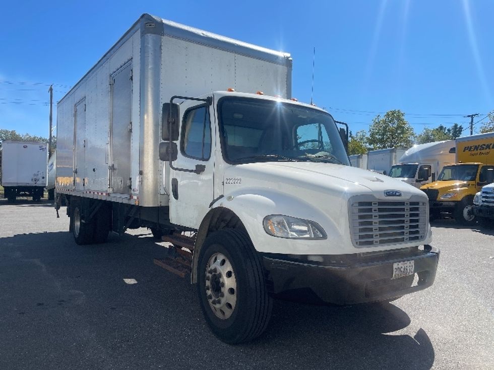Medium Duty Box Truck-Light and Medium Duty Trucks-Freightliner-2019-M2-Baltimore-MD-213,853\n\t\tmiles-$ 44,750 - Image 1