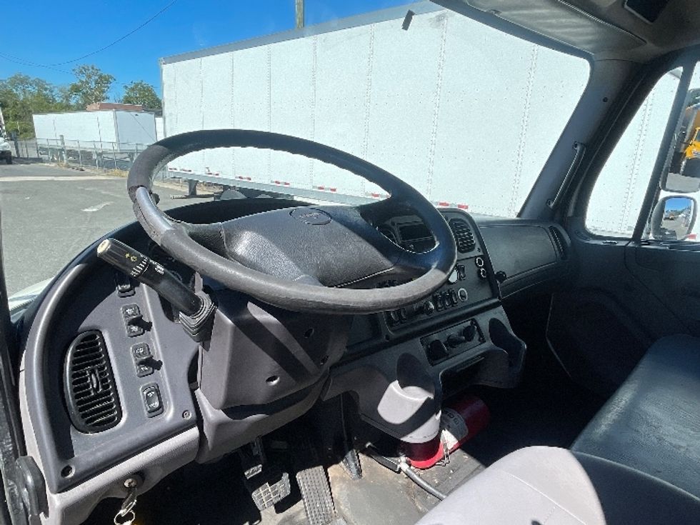 Medium Duty Box Truck-Light and Medium Duty Trucks-Freightliner-2019-M2-Baltimore-MD-213,853\n\t\tmiles-$ 44,750 - Image 17
