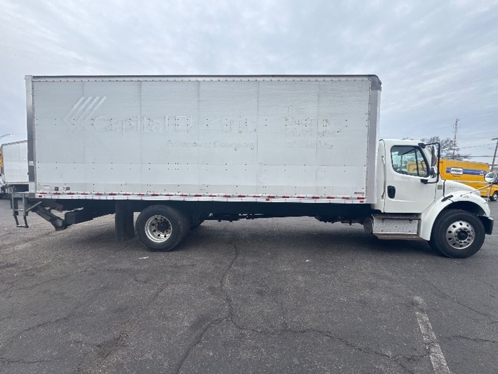 Medium Duty Box Truck-Light and Medium Duty Trucks-Freightliner-2019-M2-Baltimore-MD-229,732\n\t\tmiles-$ 42,500 - Image 15