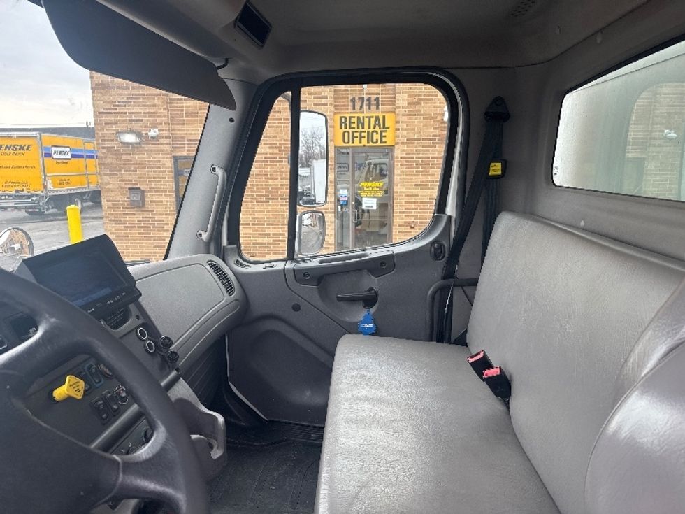 Medium Duty Box Truck-Light and Medium Duty Trucks-Freightliner-2019-M2-Baltimore-MD-229,732\n\t\tmiles-$ 42,500 - Image 19