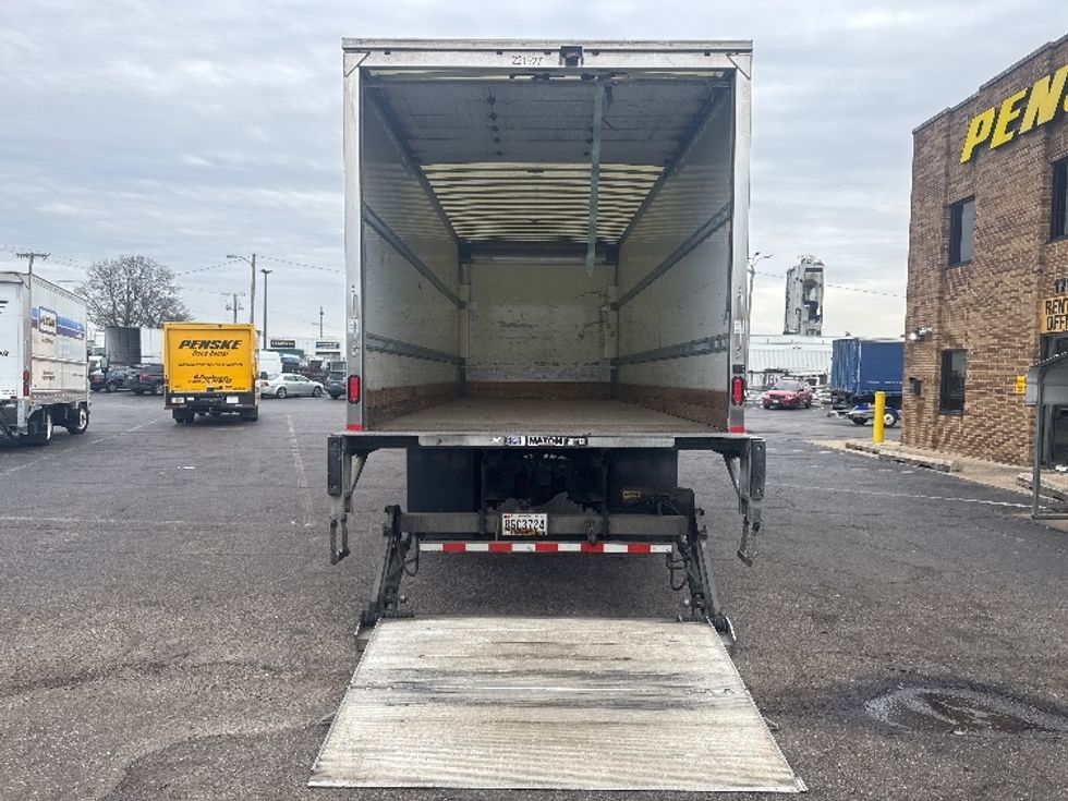 Medium Duty Box Truck-Light and Medium Duty Trucks-Freightliner-2019-M2-Baltimore-MD-229,732\n\t\tmiles-$ 42,500 - Image 9