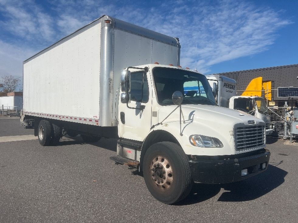 Medium Duty Box Truck-Light and Medium Duty Trucks-Freightliner-2019-M2-Baltimore-MD-250,325\n\t\tmiles-$ 33,000 - Image 1