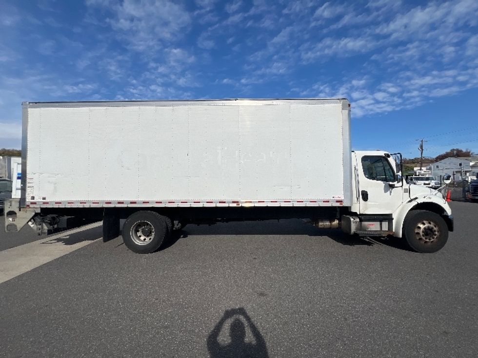 Medium Duty Box Truck-Light and Medium Duty Trucks-Freightliner-2019-M2-Baltimore-MD-250,325\n\t\tmiles-$ 33,000 - Image 15