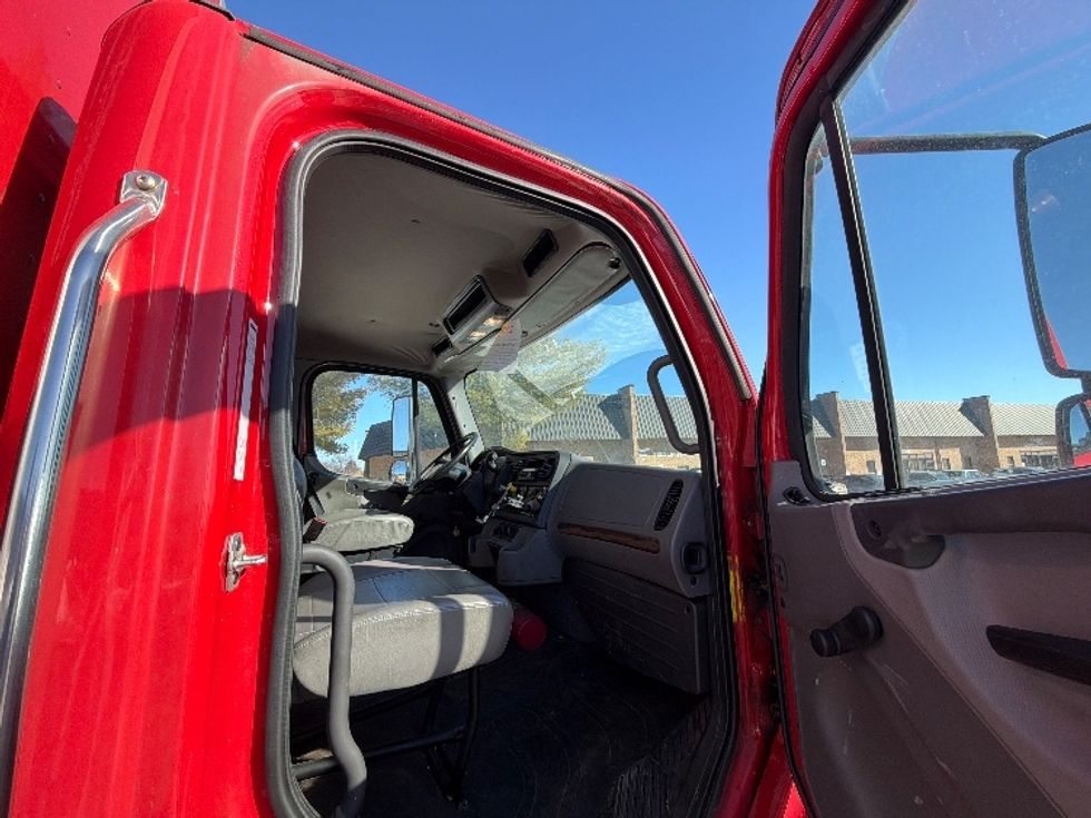 Medium Duty Box Truck-Light and Medium Duty Trucks-Freightliner-2019-M2-Baltimore-MD-257,802\n\t\tmiles-$ 37,500 - Image 20