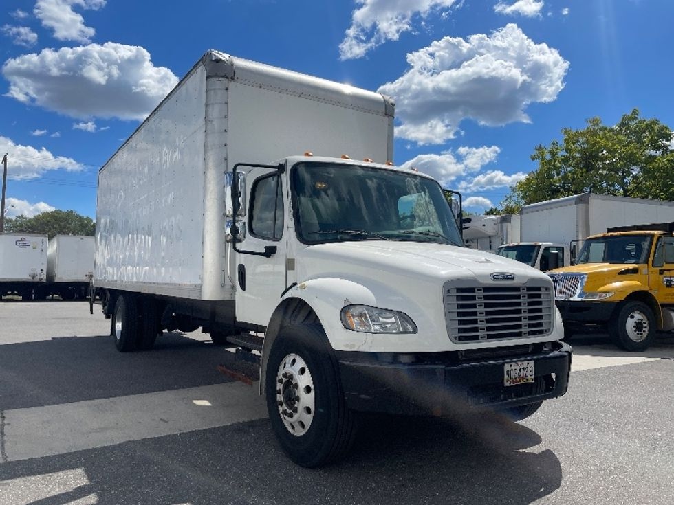 Medium Duty Box Truck-Light and Medium Duty Trucks-Freightliner-2019-M2-Baltimore-MD-273,633\n\t\tmiles-$ 34,000 - Image 1