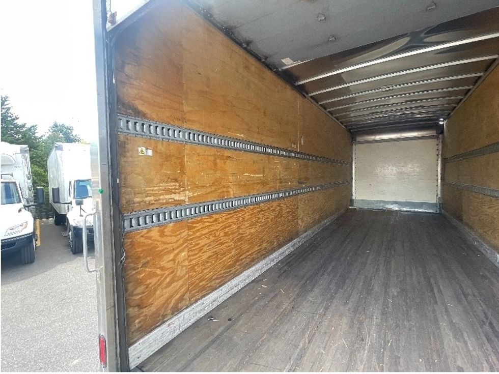 Medium Duty Box Truck-Light and Medium Duty Trucks-Freightliner-2019-M2-Baltimore-MD-273,633\n\t\tmiles-$ 34,000 - Image 11