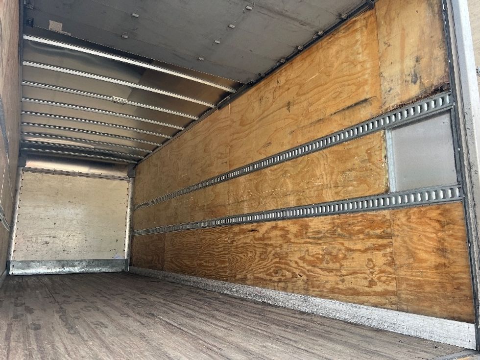 Medium Duty Box Truck-Light and Medium Duty Trucks-Freightliner-2019-M2-Baltimore-MD-288,067\n\t\tmiles-$ 30,750 - Image 10