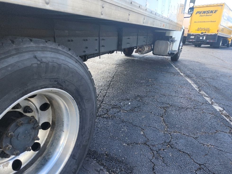 Medium Duty Box Truck-Light and Medium Duty Trucks-Freightliner-2019-M2-Baltimore-MD-294,575\n\t\tmiles-$ 31,000 - Image 13