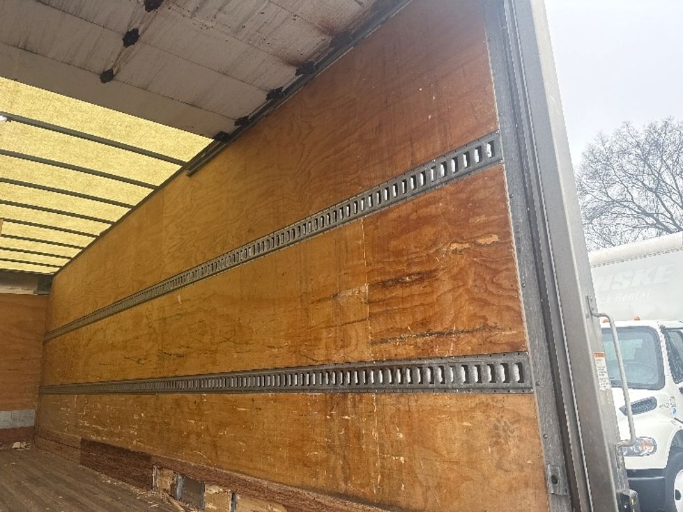 Medium Duty Box Truck-Light and Medium Duty Trucks-Freightliner-2019-M2-Baltimore-MD-339,855\n\t\tmiles-$ 20,000 - Image 11