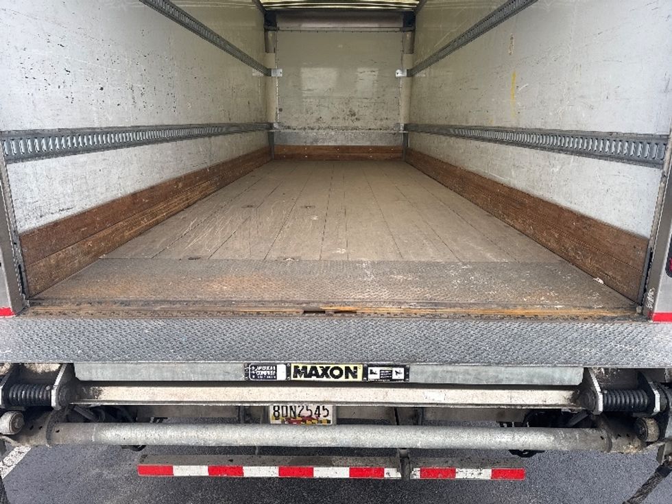 Medium Duty Box Truck-Light and Medium Duty Trucks-Freightliner-2019-M2-Baltimore-MD-84,889\n\t\tmiles-$ 59,500 - Image 10