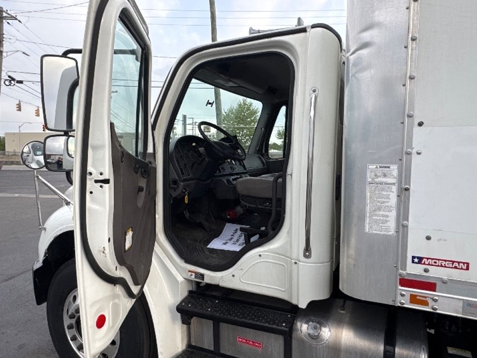 Medium Duty Box Truck-Light and Medium Duty Trucks-Freightliner-2019-M2-Baltimore-MD-84,889\n\t\tmiles-$ 59,500 - Image 16
