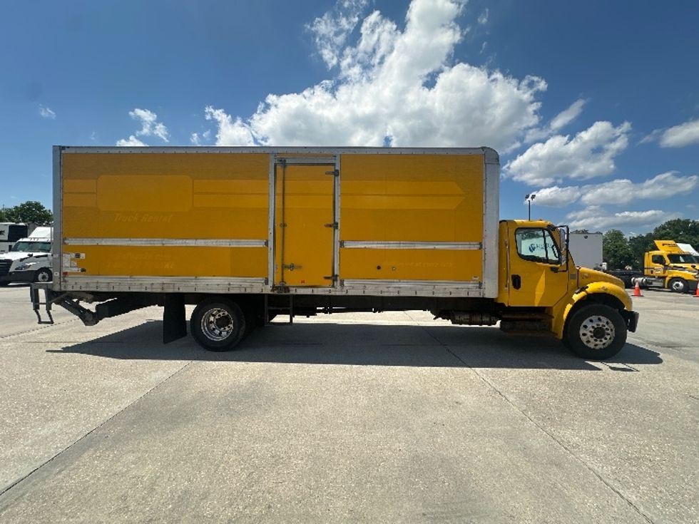 Medium Duty Box Truck-Light and Medium Duty Trucks-Freightliner-2019-M2-Baton Rouge-LA-208,913\n\t\tmiles-$ 40,750 - Image 15