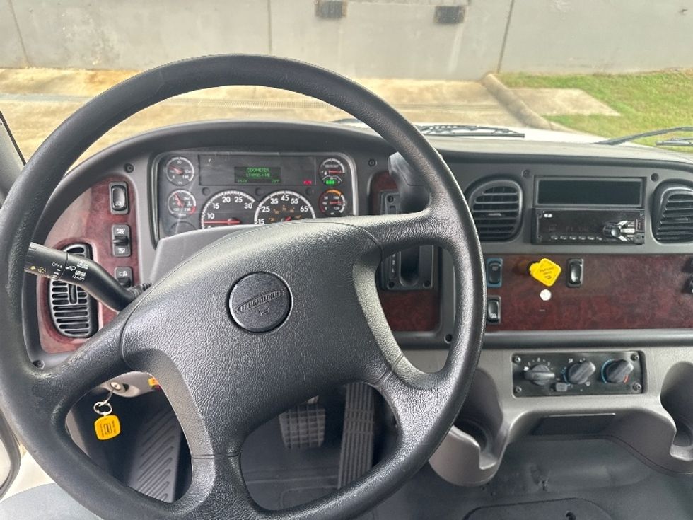 Medium Duty Box Truck-Light and Medium Duty Trucks-Freightliner-2019-M2-Beaumont-TX-174,989\n\t\tmiles-$ 50,750 - Image 18