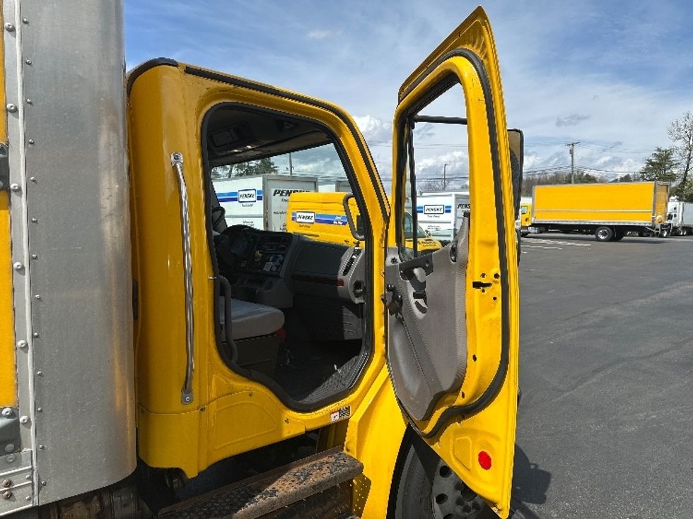 Medium Duty Box Truck-Light and Medium Duty Trucks-Freightliner-2019-M2-Belcamp-MD-250,286\n\t\tmiles-$ 31,250 - Image 20