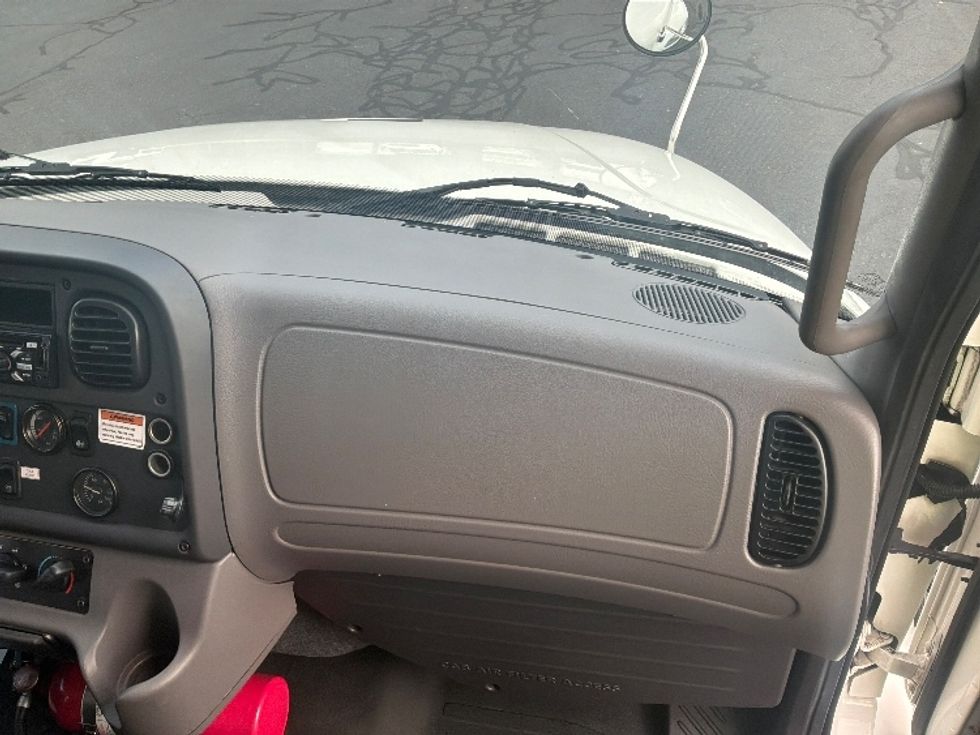 Medium Duty Box Truck-Light and Medium Duty Trucks-Freightliner-2019-M2-Bensalem-PA-57,677\n\t\tmiles-$ 61,250 - Image 21