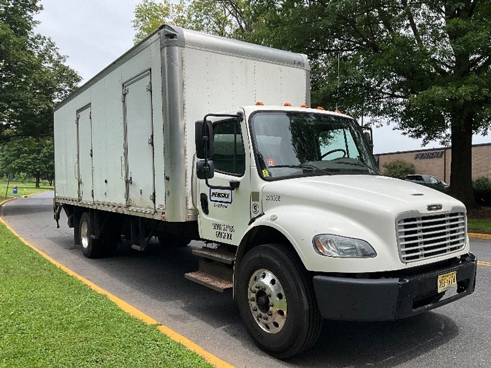Medium Duty Box Truck-Light and Medium Duty Trucks-Freightliner-2019-M2-Bethlehem-PA-181,904\n\t\tmiles-$ 51,250 - Image 1