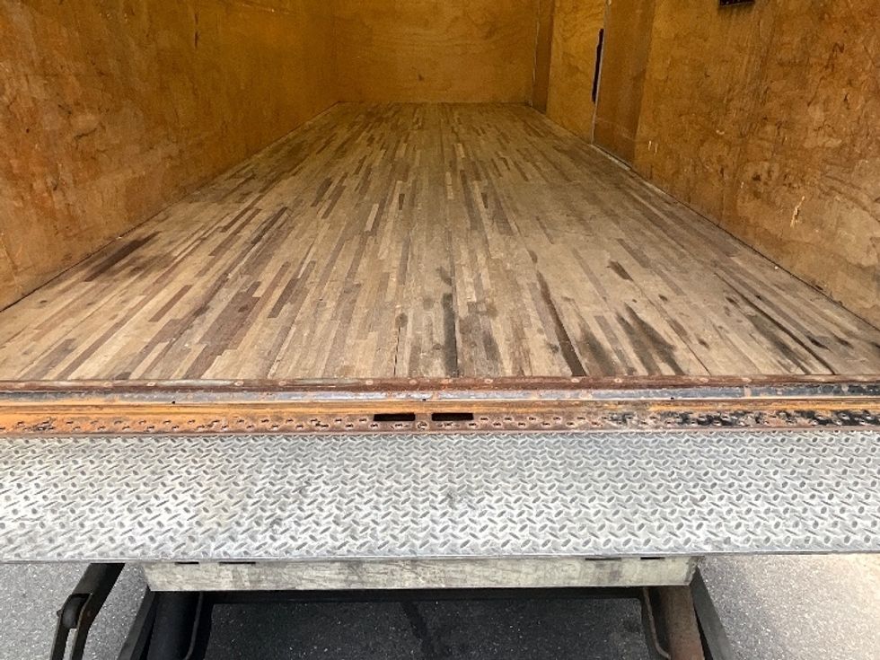 Medium Duty Box Truck-Light and Medium Duty Trucks-Freightliner-2019-M2-Bethlehem-PA-181,904\n\t\tmiles-$ 51,250 - Image 10
