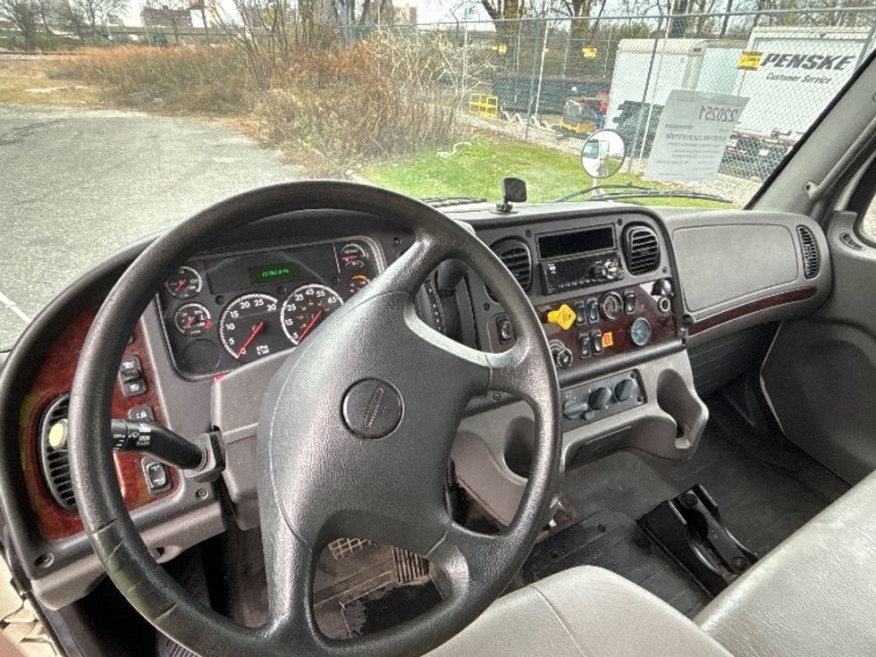 Medium Duty Box Truck-Light and Medium Duty Trucks-Freightliner-2019-M2-Birmingham-AL-127,867\n\t\tmiles-$ 63,250 - Image 17