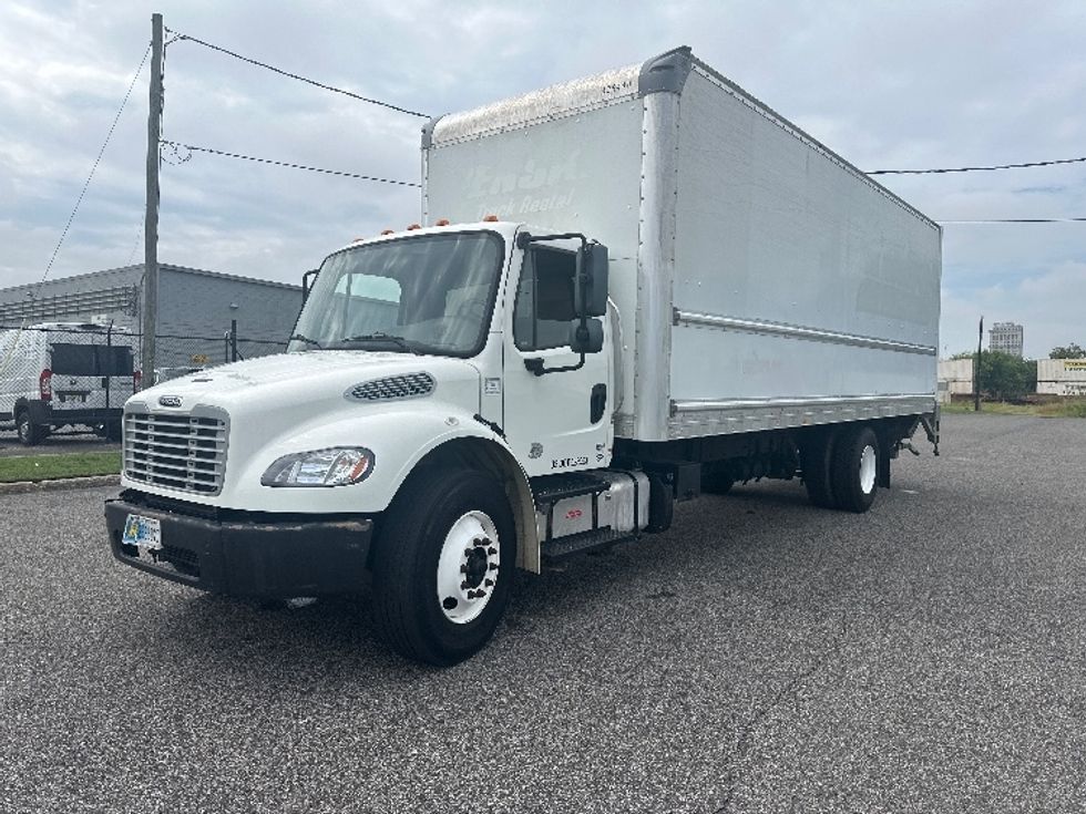 Medium Duty Box Truck-Light and Medium Duty Trucks-Freightliner-2019-M2-Birmingham-AL-173,900\n\t\tmiles-$ 50,750 - Image 3